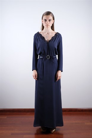 V Yaka Uzun Bluzan Elbise + Kemer